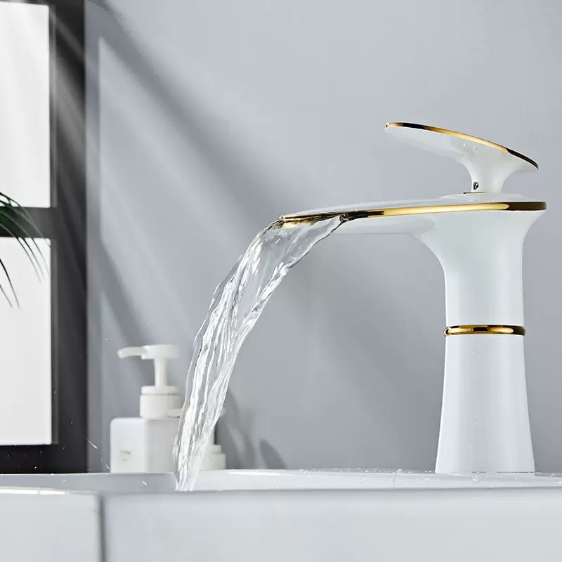 화이트/블랙 골드 폭포형 세면대 수도꼭지 온수 냉수 믹 - Home Hardware Bathroom Sinks 리뷰 및 가격